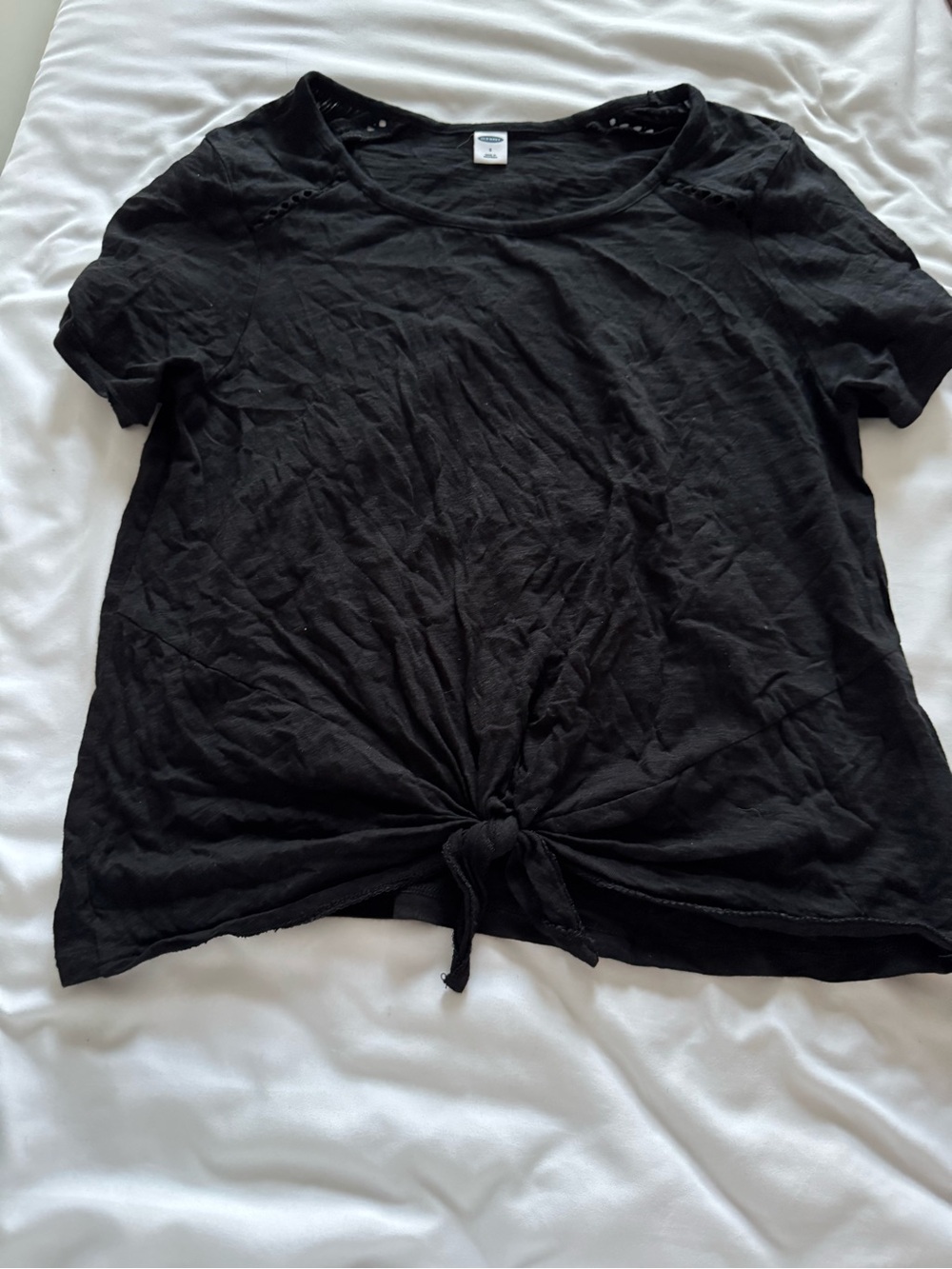 Old Navy Black Short-Sleeve Tie-Front Tee